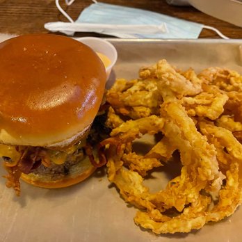 Boss Tapas Burger & Brew - Burgers Near Me - Hialeah, Florida