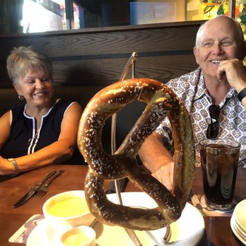 Yard House - Great Jumbo Bavarian Pretzel - New American Near Me - Phoenix, Arizona