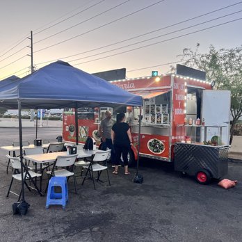Sin Ley Tacos Y Birria - Seating area - Food Trucks Near Me - Phoenix, Arizona Sin Ley Tacos Y Birria - Seating area - Food Trucks Near Me - Phoenix, Arizona