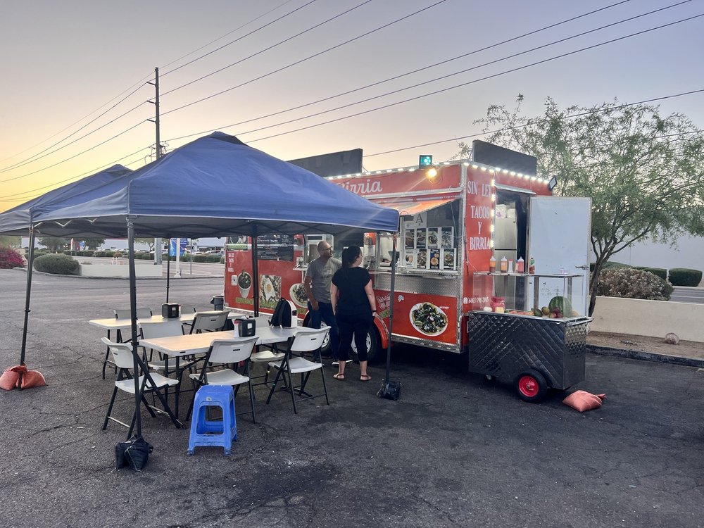 Sin Ley Tacos Y Birria