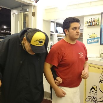 Chowders - Great customer service ask for the guy in the picture Christian and he will take care of you. :) - Seafood Near Me - San Francisco, California