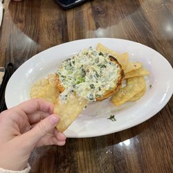 Boardwalk Bar & Grill - Spinach artichoke dip