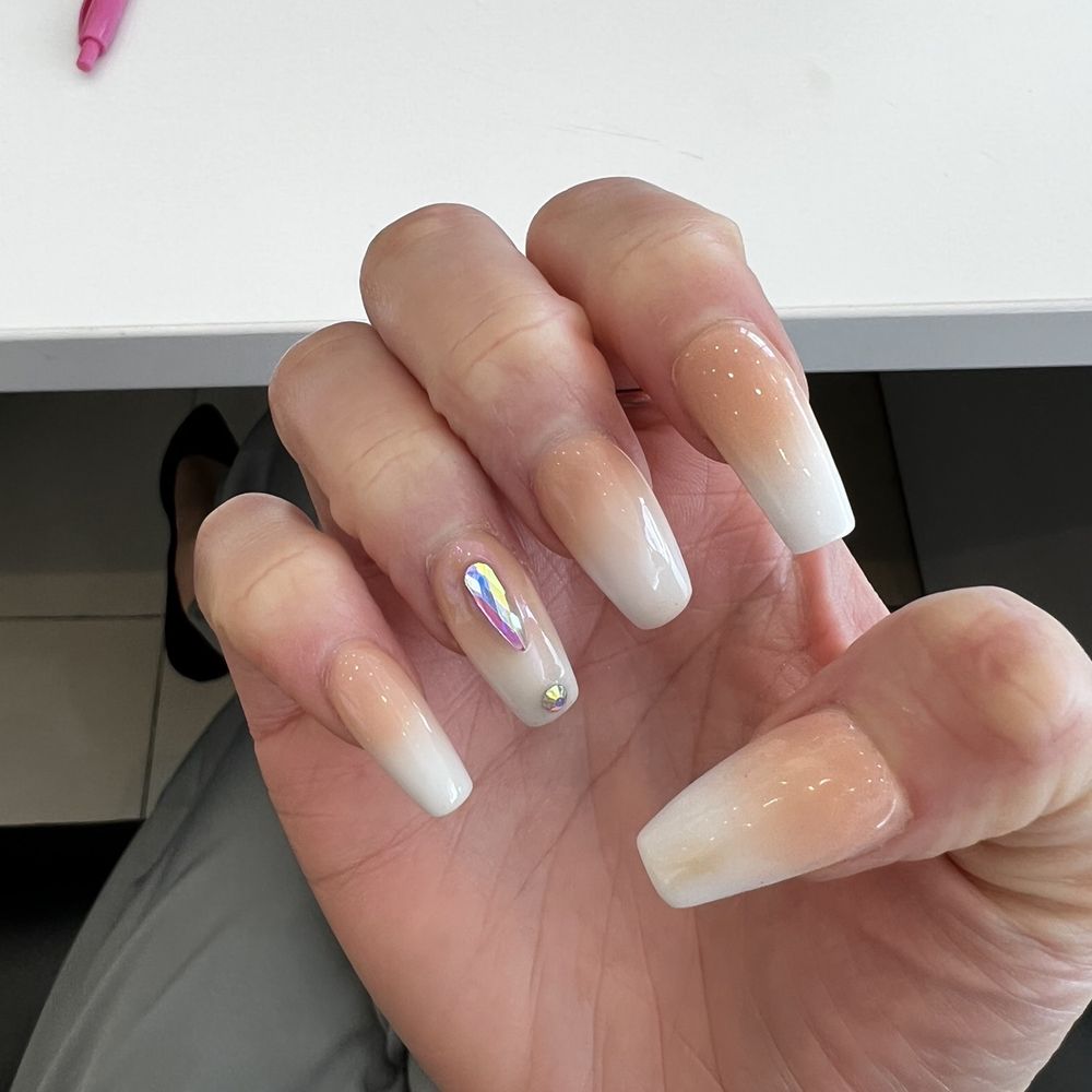 5th Ave Nails - Nail Salons Near Me - Boca Raton, Florida