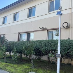 Columbian Retirement Center - Residents stuck upstairs with no help or food!