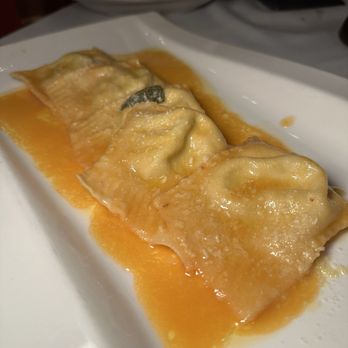 Peppercorn's Grill - Ravioli All'arancia - Italian Near Me - Hartford, Connecticut