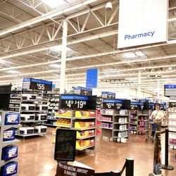 Walmart Supercenter - Pharmacy line