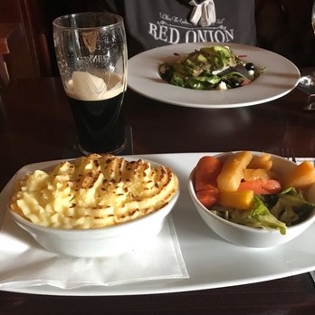 Merchant's Arch Bar - Irish Near Me - Dublin, D