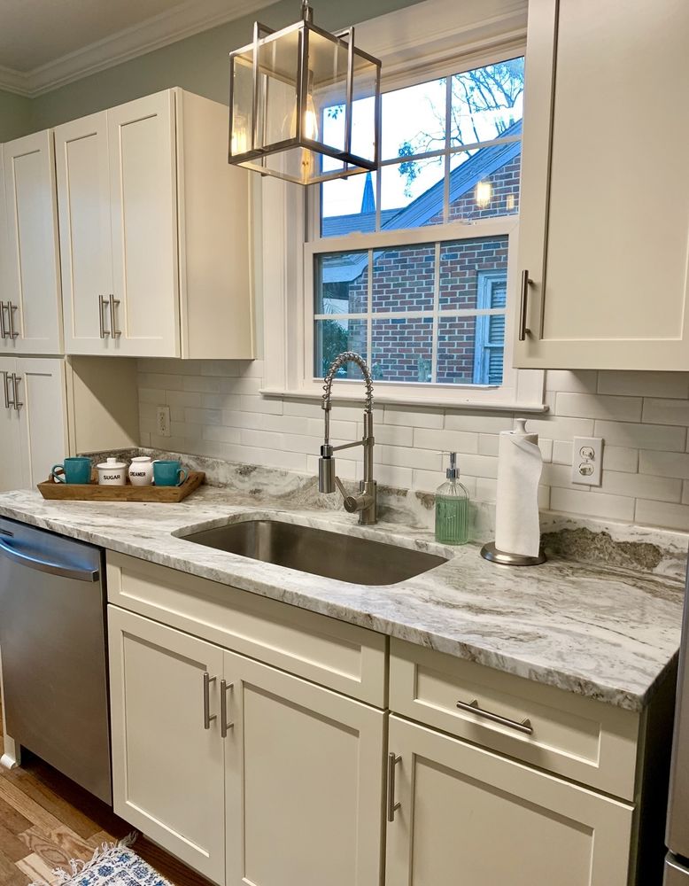 RICK’S LIGHTING & SUPPLIES Updated September 2024 21 Photos 1027