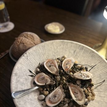 Sparrow + Wolf - Oysters - New American Near Me - Las Vegas, Nevada
