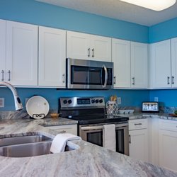 Owner Direct Vacation Rentals - All properties included fully stocked kitchen to enjoy a meal with the family
