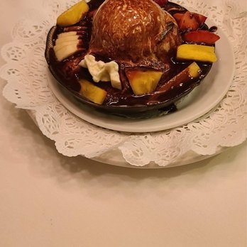 Hy's Steak House - Chocolate Lovers - Steakhouses Near Me - Honolulu, Hawaii