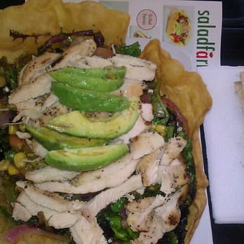 Salad Farm - Chicken fajita salad w/ avocado & pita bread - Salad Near Me - Vernon, California