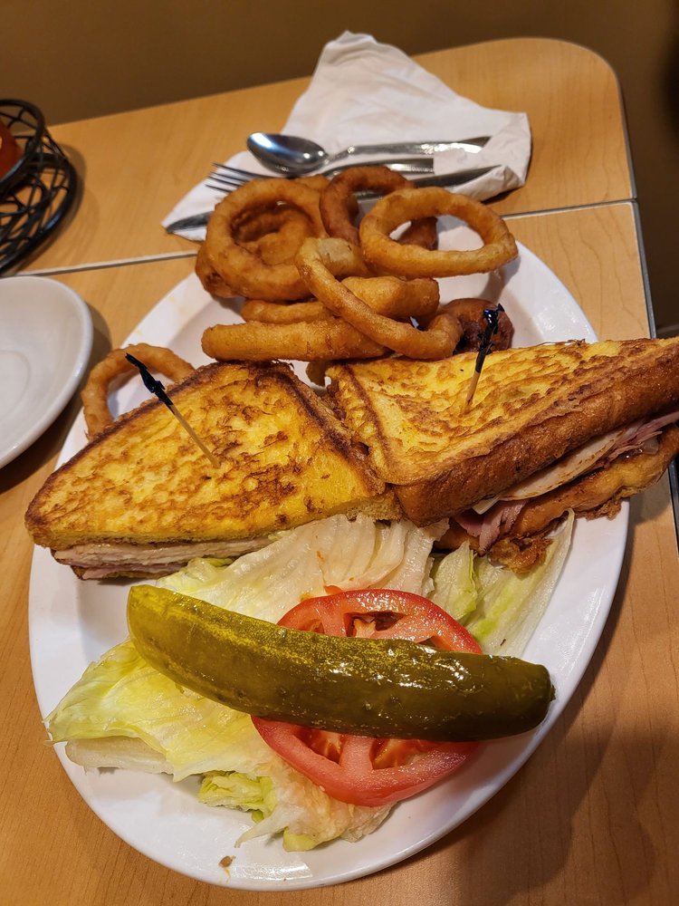 MAXFIELD’S PANCAKE HOUSE 128 Photos & 181 Reviews 2727 N Mayfair Rd