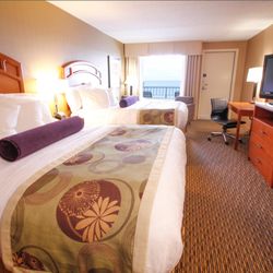 The Inn on Lake Superior - Guest Room.
