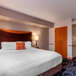Fairfield Inn & Suites Columbus