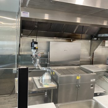 Dochi - Kitchen is visible to customers - Donuts Near Me - Orlando, Florida Dochi - Kitchen is visible to customers - Donuts Near Me - Orlando, Florida