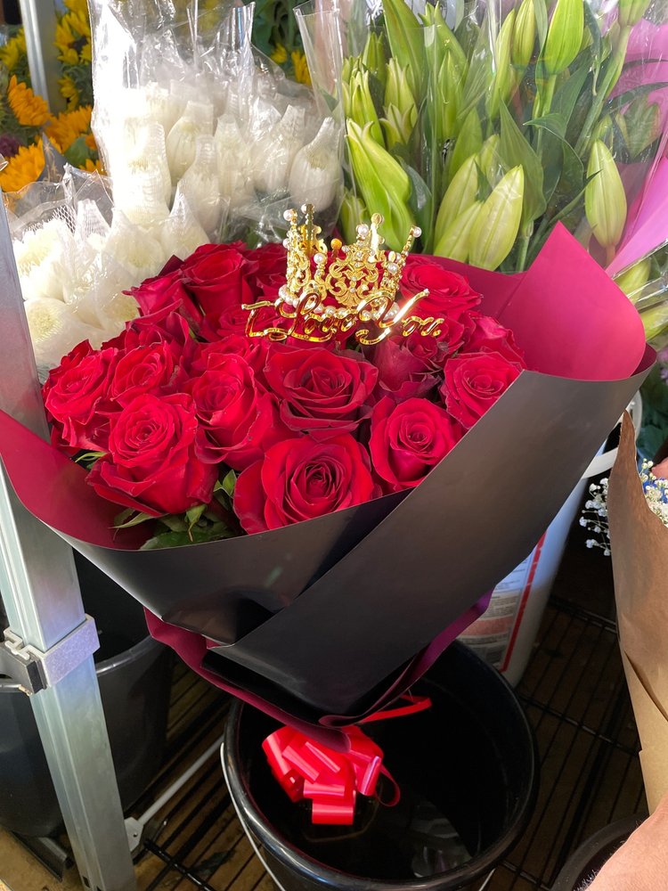 SANTA INES’ FLOWERS Updated June 2024 11 Photos 1412 W Edinger