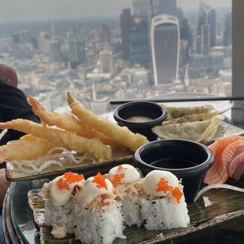 GŎNG - Asian Platter for Two - Cocktail Bars Near Me - London, XGL GŎNG - Asian Platter for Two - Cocktail Bars Near Me - London, XGL