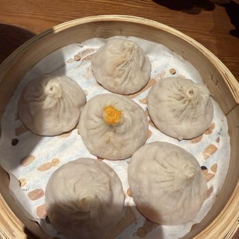 Nan Xiang - Crab Meat & Pork Soup Dumplings (6) - Noodles Near Me - Westbury, New York