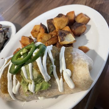 Slappy Cakes - Breakfast burrito - Breakfast & Brunch Near Me - Lahaina, Hawaii