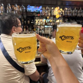 Cheers - American Near Me - Boston, Massachusetts