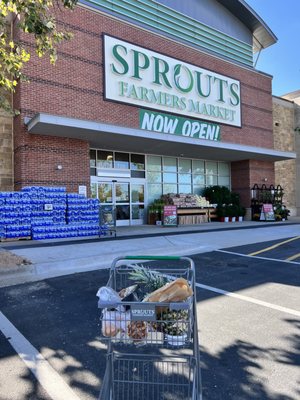 Sprouts Farmers Market by null