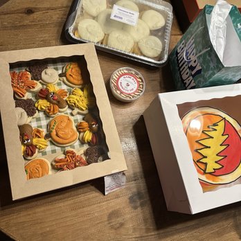 Sara's Sweets - Thanksgiving pickup order - Desserts Near Me - Lima, Ohio