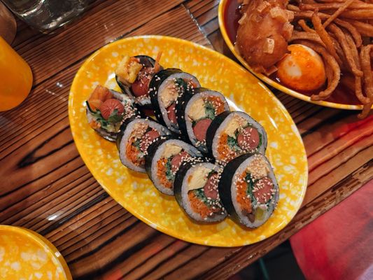 Golmok Market Bar by null