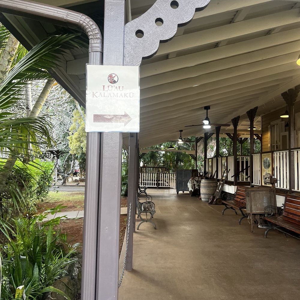 Luau Kalamaku - Buffets Near Me - Lihue, Hawaii