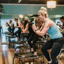 B You Fitness - Rebounding
