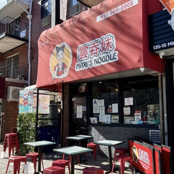 Maxi’s Noodle - Outside - Cantonese Near Me - Flushing, New York Maxi’s Noodle - Outside - Cantonese Near Me - Flushing, New York