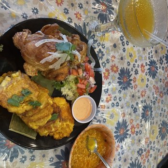 Antojitos Navideños Restaurant - Chicken salad Tostones - Puerto Rican Near Me - Lakeland, Florida Antojitos Navideños Restaurant - Chicken salad Tostones - Puerto Rican Near Me - Lakeland, Florida