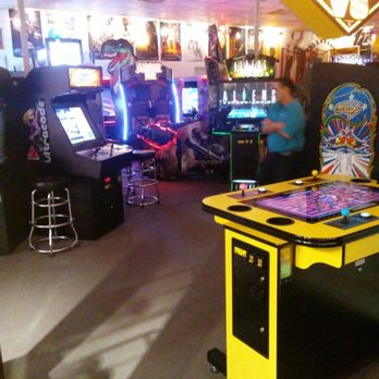 DIVERSIONS GAME ROOM - Updated November 2025 - 79 Photos & 91 Reviews ...