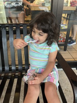 Sarah's Handmade Ice Cream River Road by null