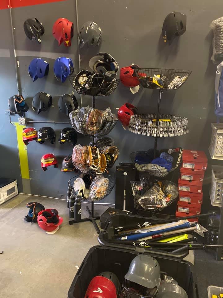 HIGH DESERT SPORTS ZONE Updated July 2024 39450 3rd St E, Palmdale