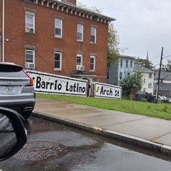 Borinquen Bakery - Barrio Latino