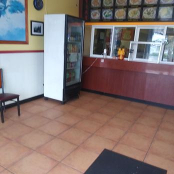 Great Wall Chinese Restaurant - No ceiling fans or ac. No customers. Should have told me something - Chinese Near Me - Cocoa, Florida Great Wall Chinese Restaurant - No ceiling fans or ac. No customers. Should have told me something - Chinese Near Me - Cocoa, Florida