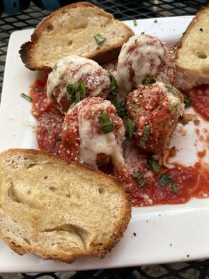 Fat Tony's Pizzeria by null