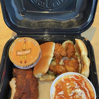 Dave's Hot Chicken - Mini Sliders, Buffalo Mac, Tender - Chicken Shop Near Me - Sunnyvale, California Dave's Hot Chicken - Mini Sliders, Buffalo Mac, Tender - Chicken Shop Near Me - Sunnyvale, California