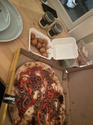 Pizzeria Delfina - Mission by null