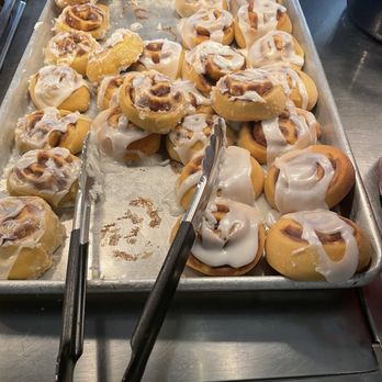 Freds Market - Riverview - Cinnamon rolls - Southern Near Me - Riverview, Florida