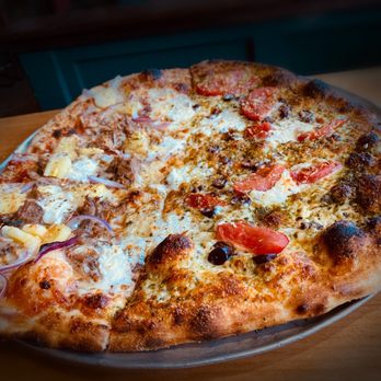 Flatbread Company - 16 inch 1/2 Mopsy's Kalua Pie, and 1/2 Pele Pesto - Pizza Near Me - Paia, Hawaii Flatbread Company - 16 inch 1/2 Mopsy's Kalua Pie, and 1/2 Pele Pesto - Pizza Near Me - Paia, Hawaii