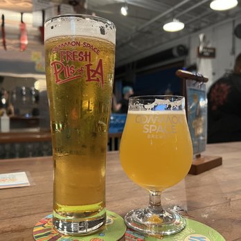 Common Space Brewery - Pils of LA and Food Fight Hazy IPA - Breweries Near Me - Hawthorne, California Common Space Brewery - Pils of LA and Food Fight Hazy IPA - Breweries Near Me - Hawthorne, California
