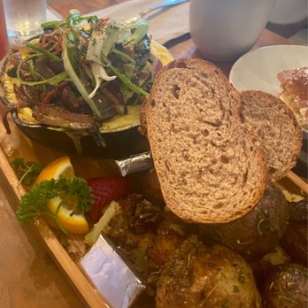 Kitchen Story - Gardener Soufflegg Skillet - Breakfast & Brunch Near Me - Oakland, California