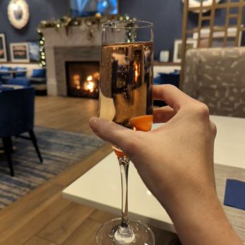 Hilton Madison Monona Terrace - Drink in the Audrey - Hotels Near Me - Madison, Wisconsin Hilton Madison Monona Terrace - Drink in the Audrey - Hotels Near Me - Madison, Wisconsin