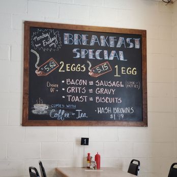 Darwin's - Breakfast specials - American Near Me - Hamptonville, North Carolina Darwin's - Breakfast specials - American Near Me - Hamptonville, North Carolina