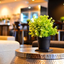 580 Executive Center - Clean, comfortable, positive