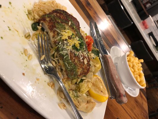 J. Macklin’s Grill by null