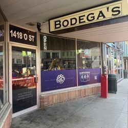 Bodega's Alley