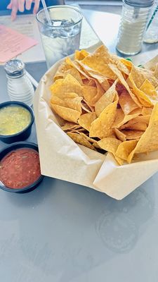 La Mo Restaurant by null